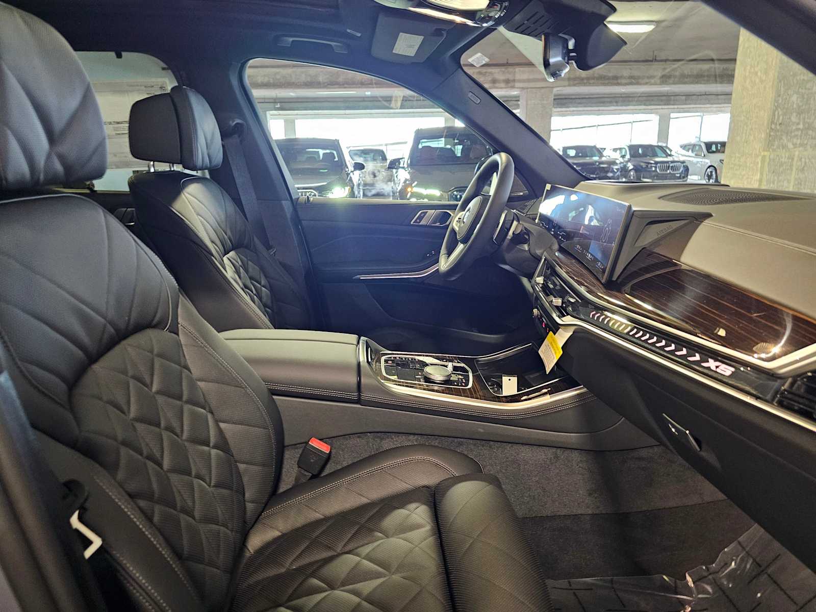 Thumbnail: 2026 BMW X5 - 41