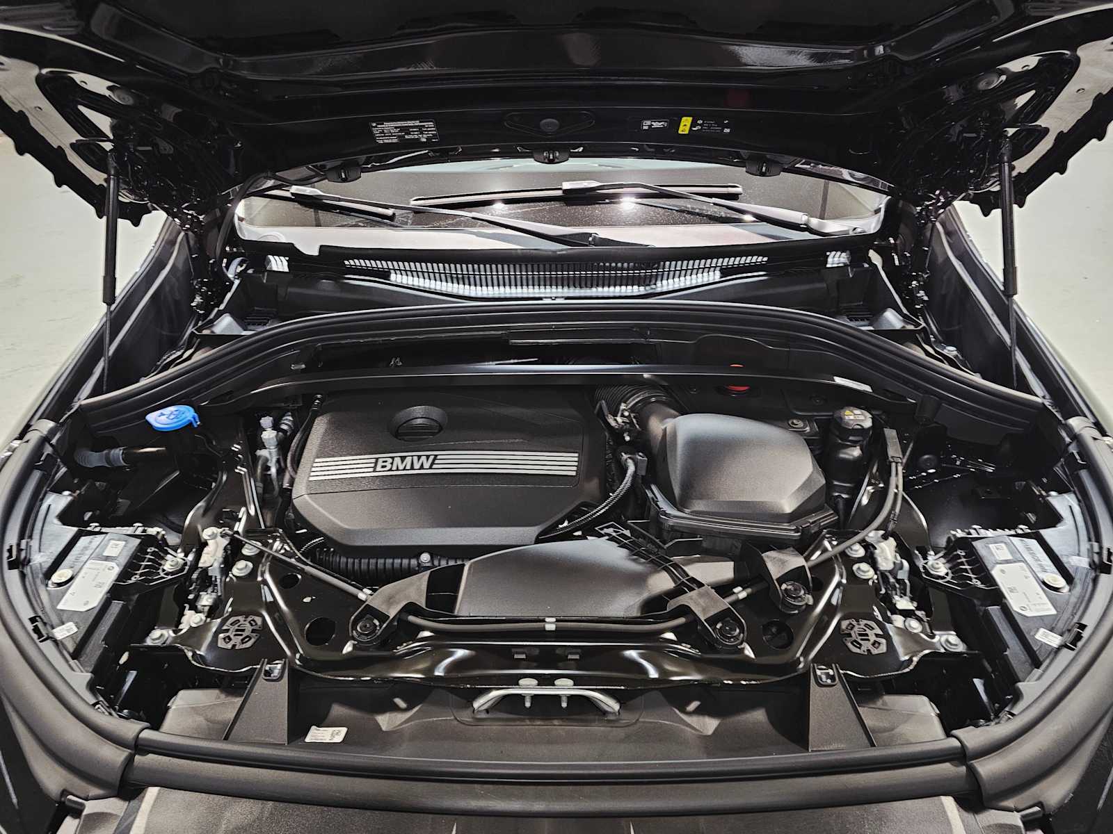 Thumbnail: 2026 BMW X1 - 9