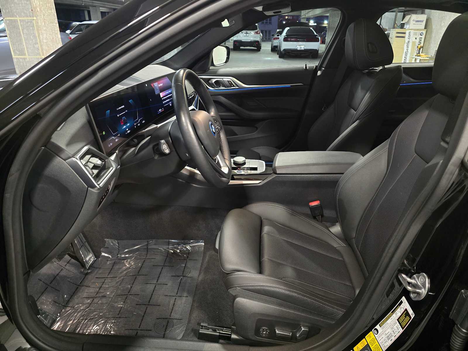 Thumbnail: 2023 BMW i4 - 27