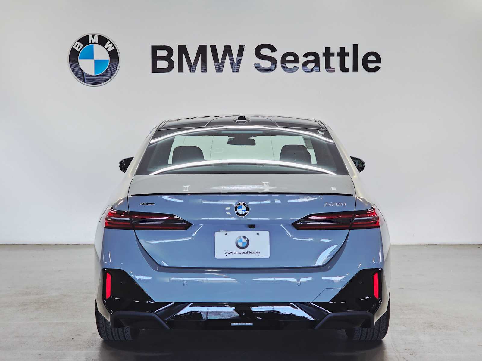 Thumbnail: 2026 BMW 5 Series - 5