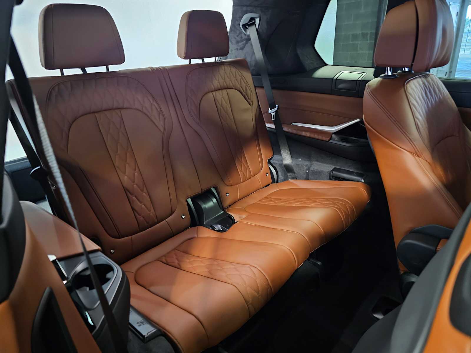 Thumbnail: 2026 BMW X7 - 42