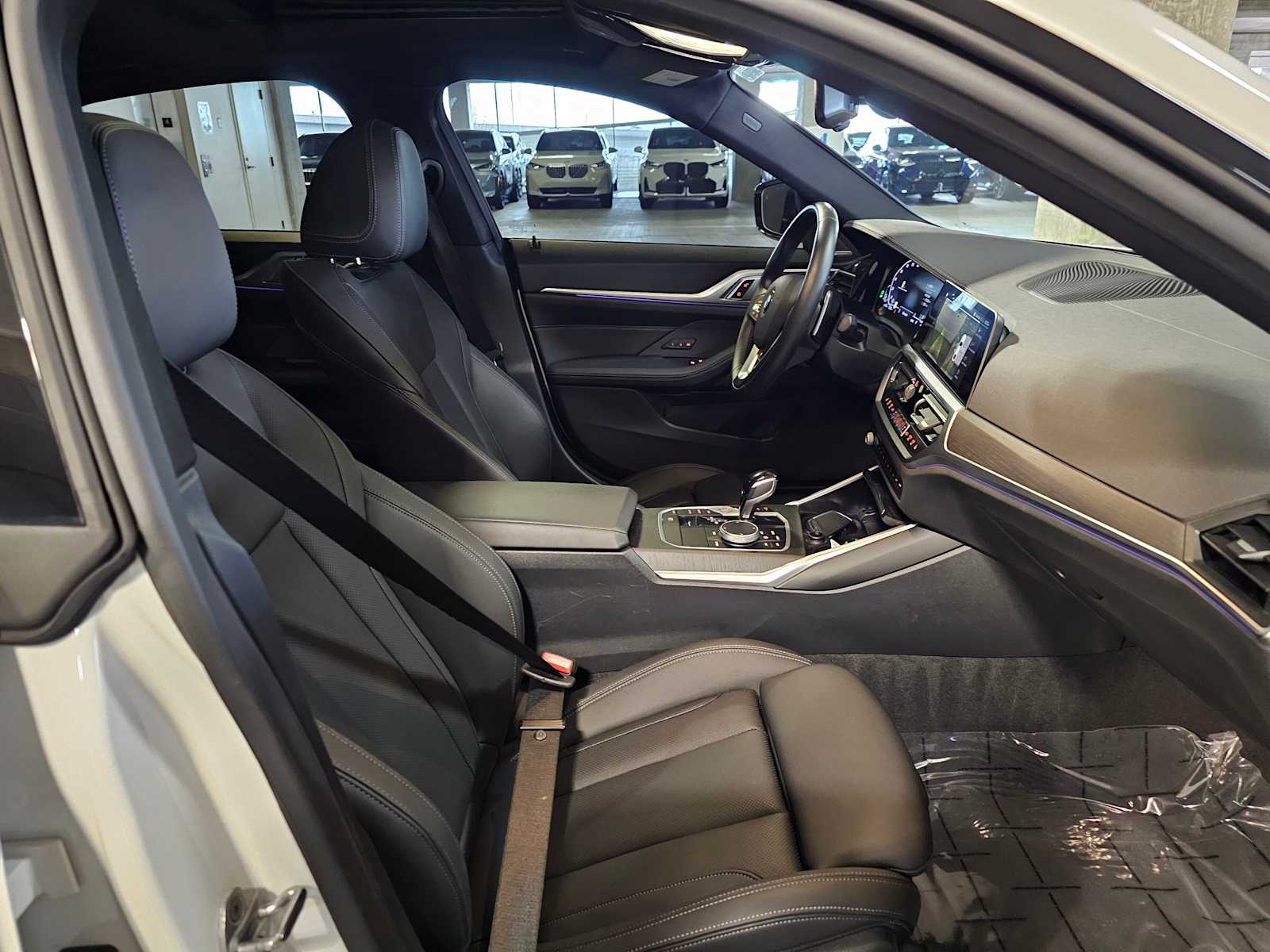 Thumbnail: 2023 BMW 4 Series - 45