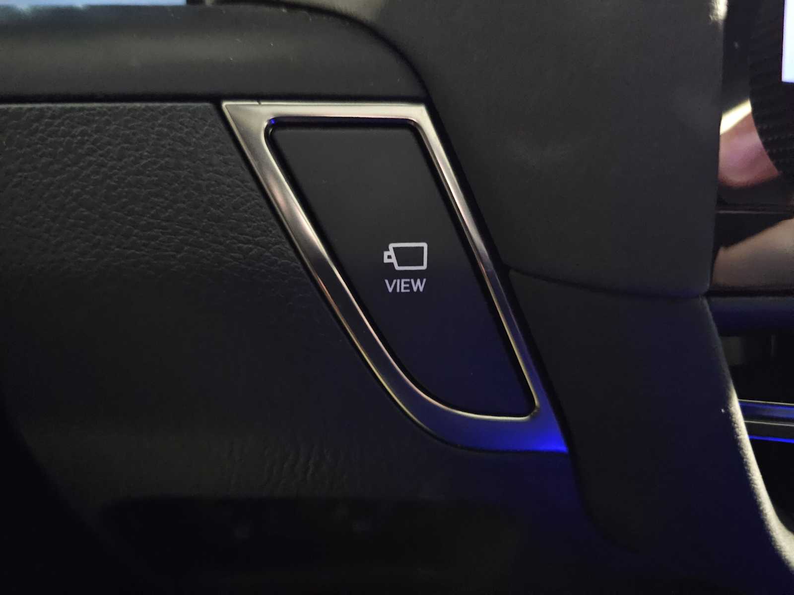 Thumbnail: 2024 Lexus GX - 18