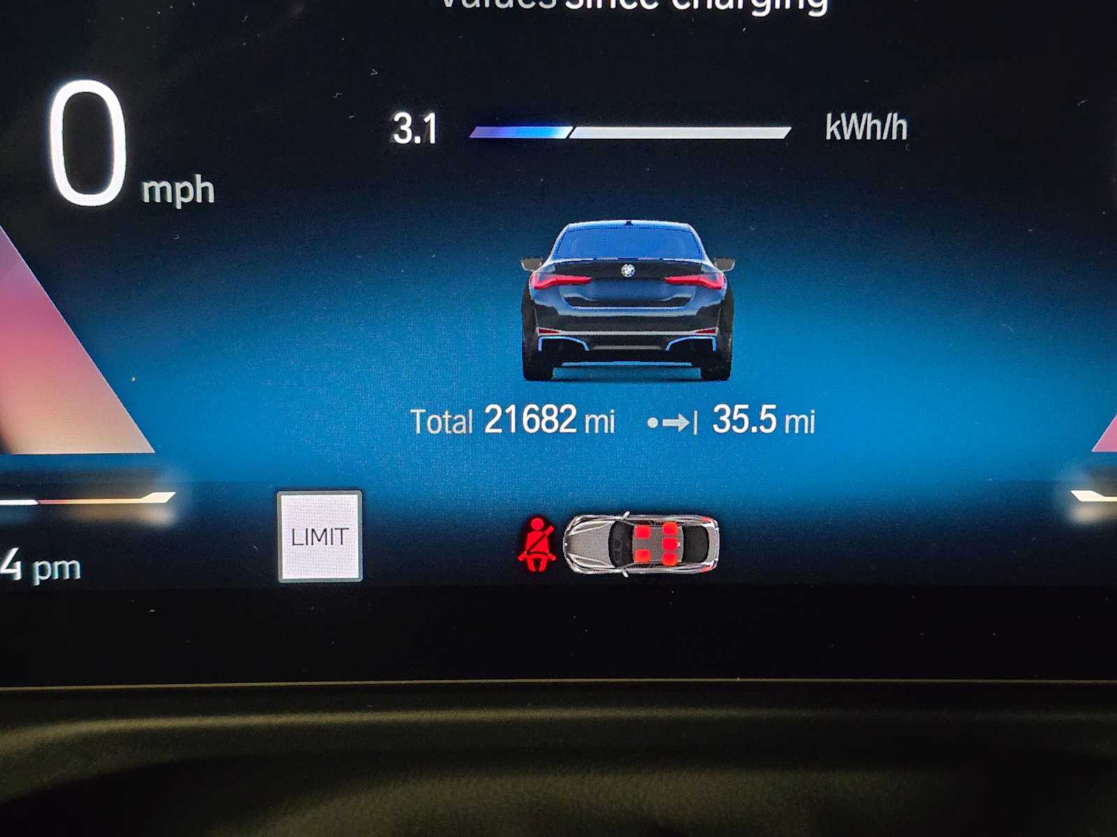 Thumbnail: 2023 BMW i4 - 13