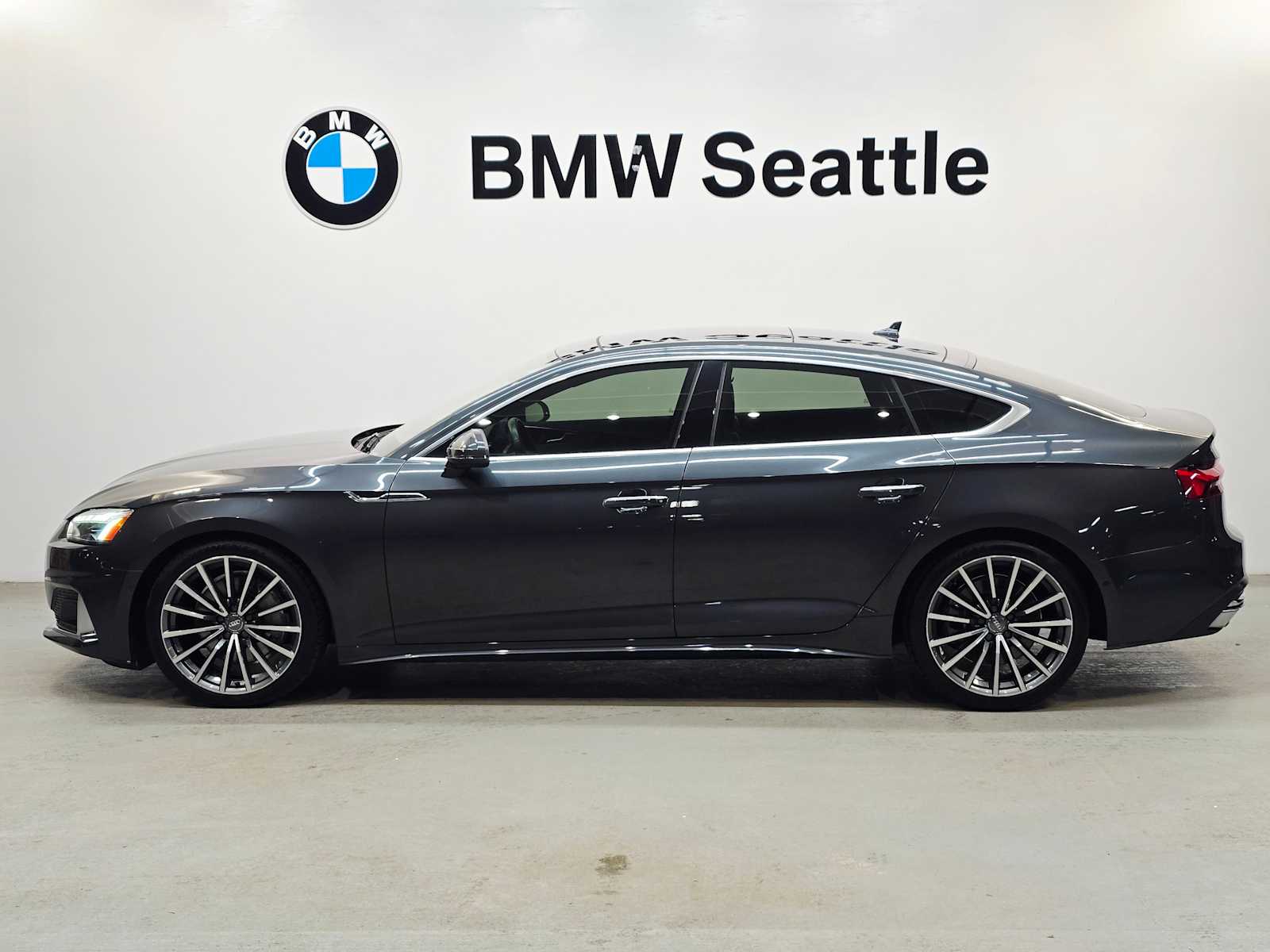 Thumbnail: 2020 Audi A5 - 3