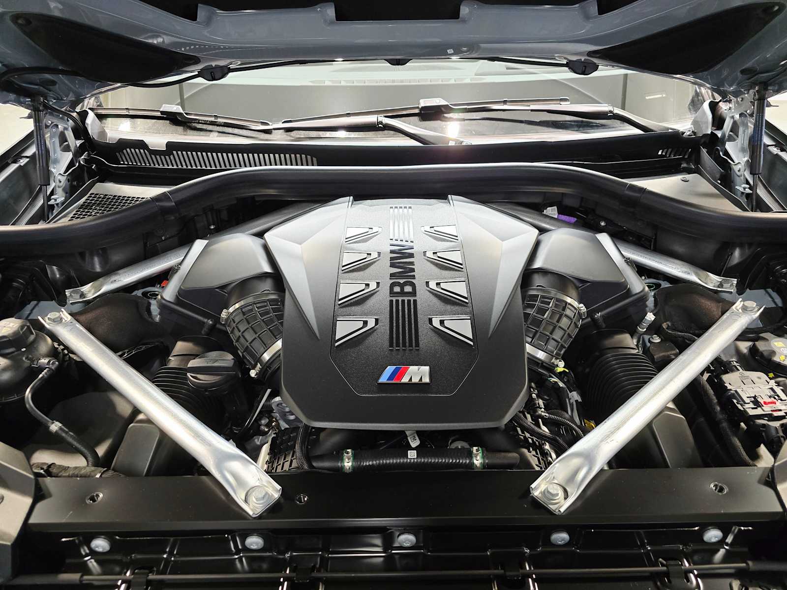 Thumbnail: 2026 BMW X7 - 9