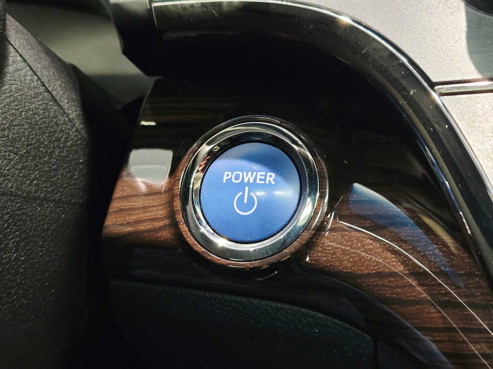 Thumbnail: 2015 Toyota Avalon - 17