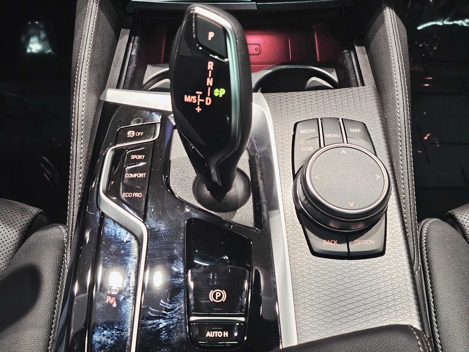 Thumbnail: 2023 BMW 5 Series - 18