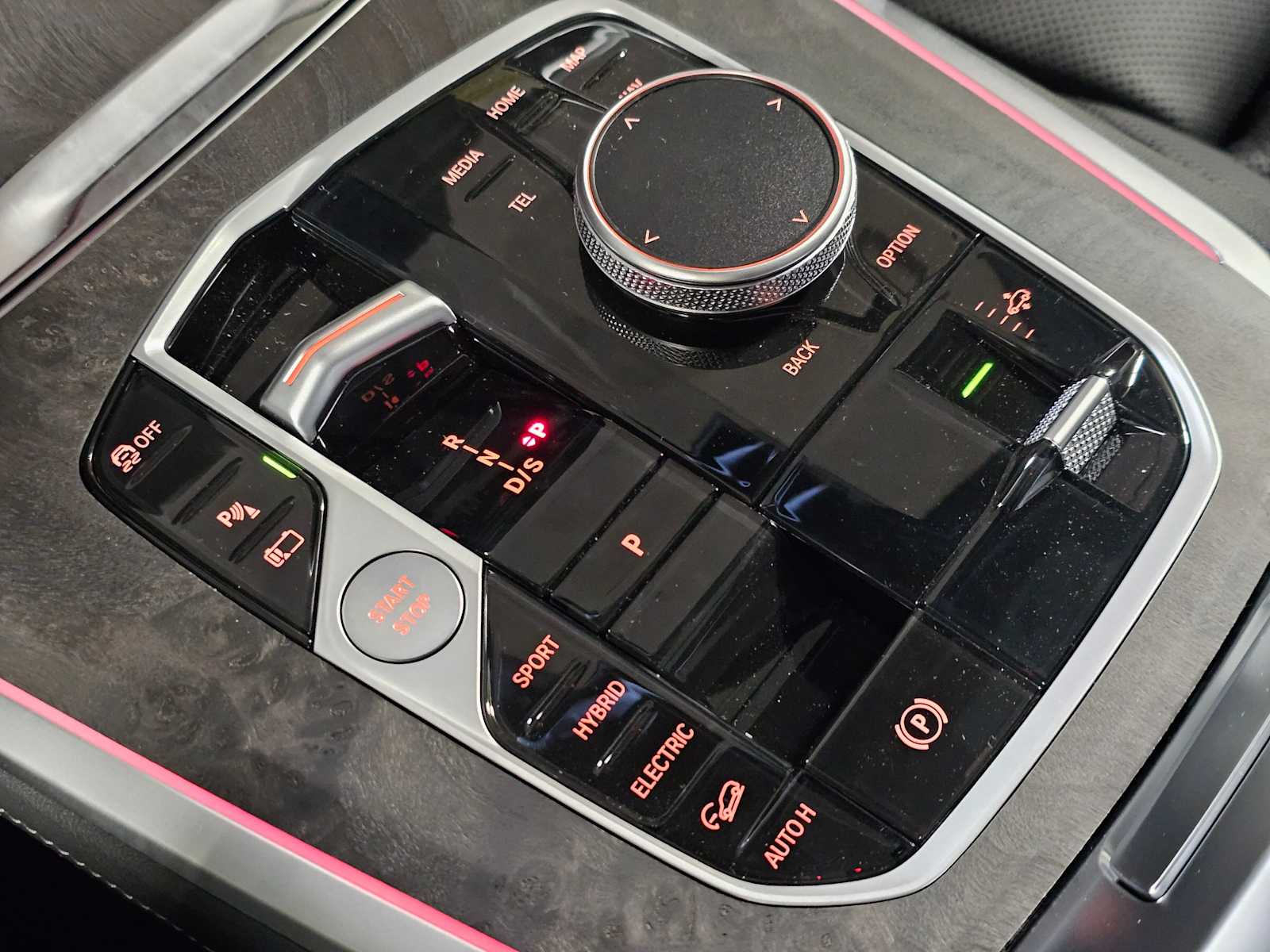 Thumbnail: 2026 BMW X5 - 21
