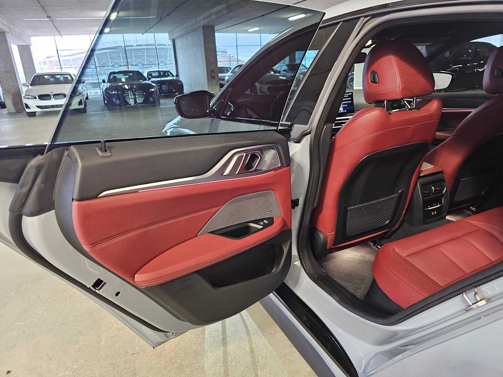 Thumbnail: 2023 BMW i4 - 34