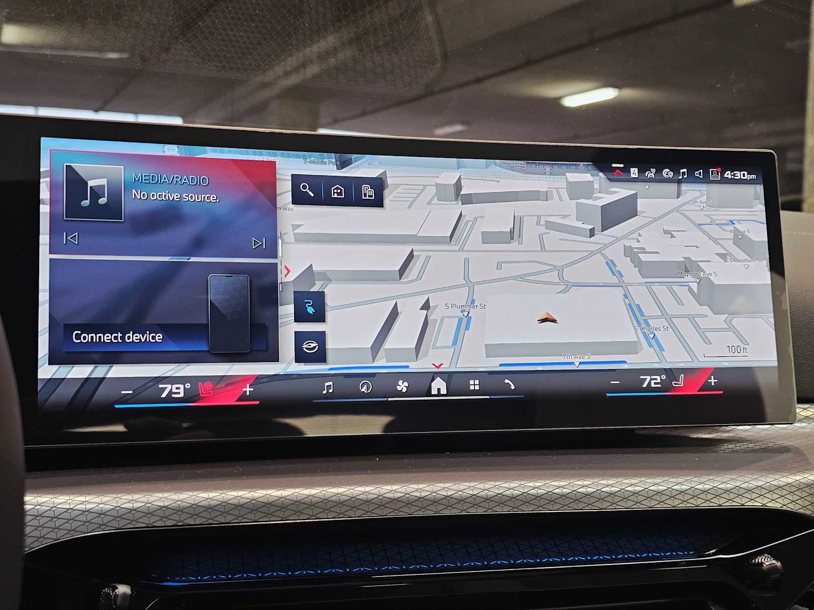 Thumbnail: 2025 BMW i4 - 14