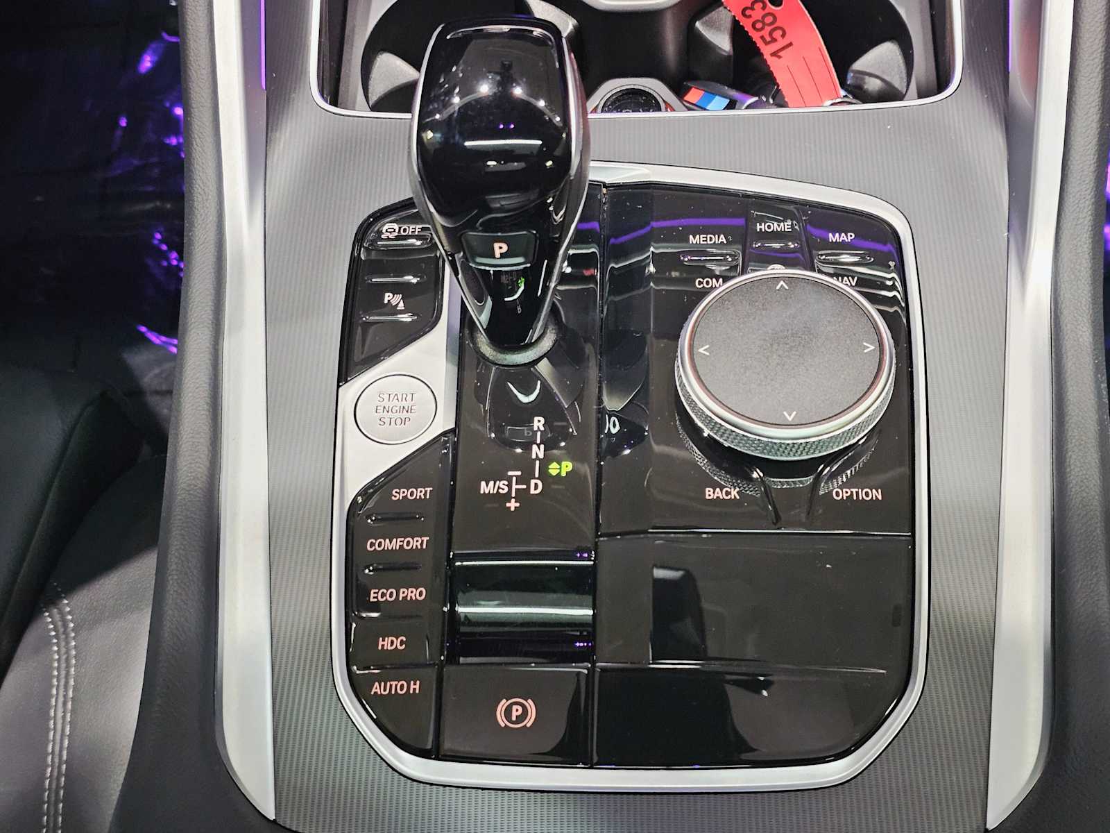 Thumbnail: 2022 BMW X6 - 18