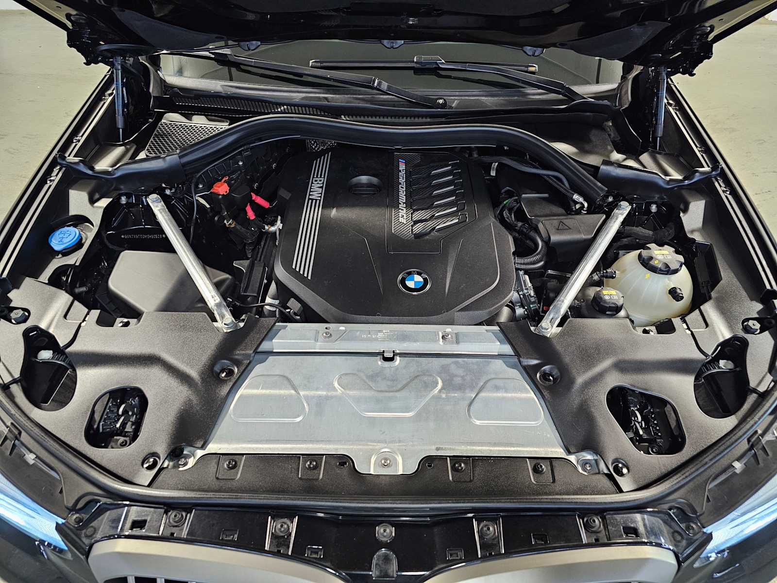 Thumbnail: 2021 BMW X4 - 9