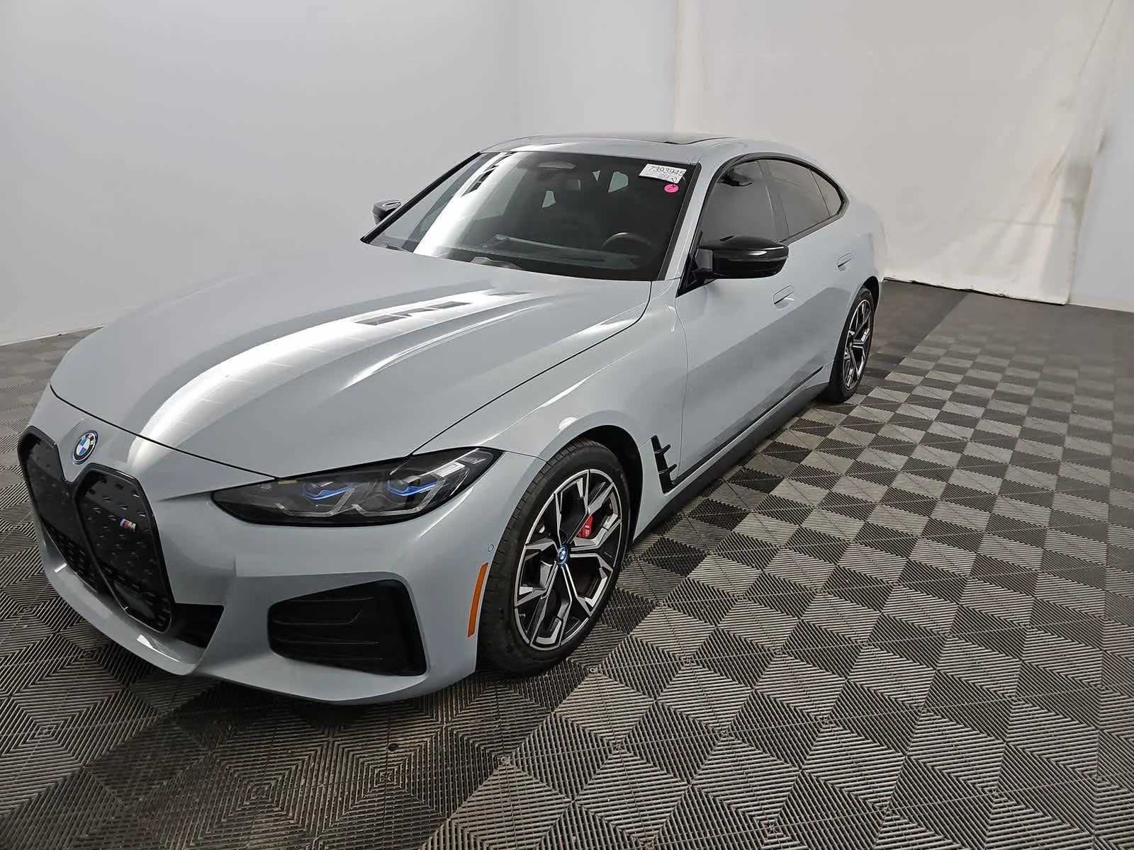 Thumbnail: 2024 BMW i4 - 1