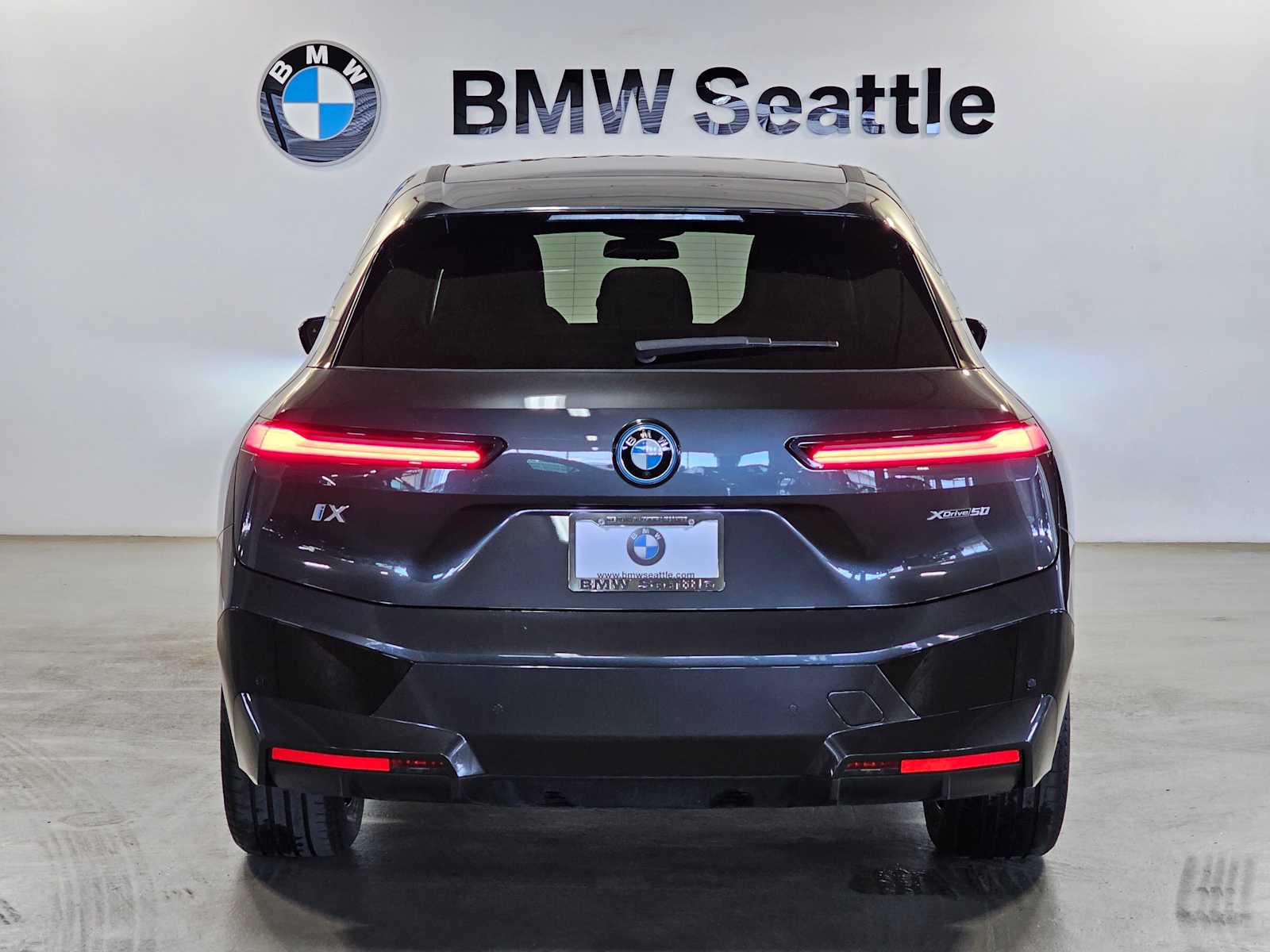 Thumbnail: 2024 BMW iX - 4