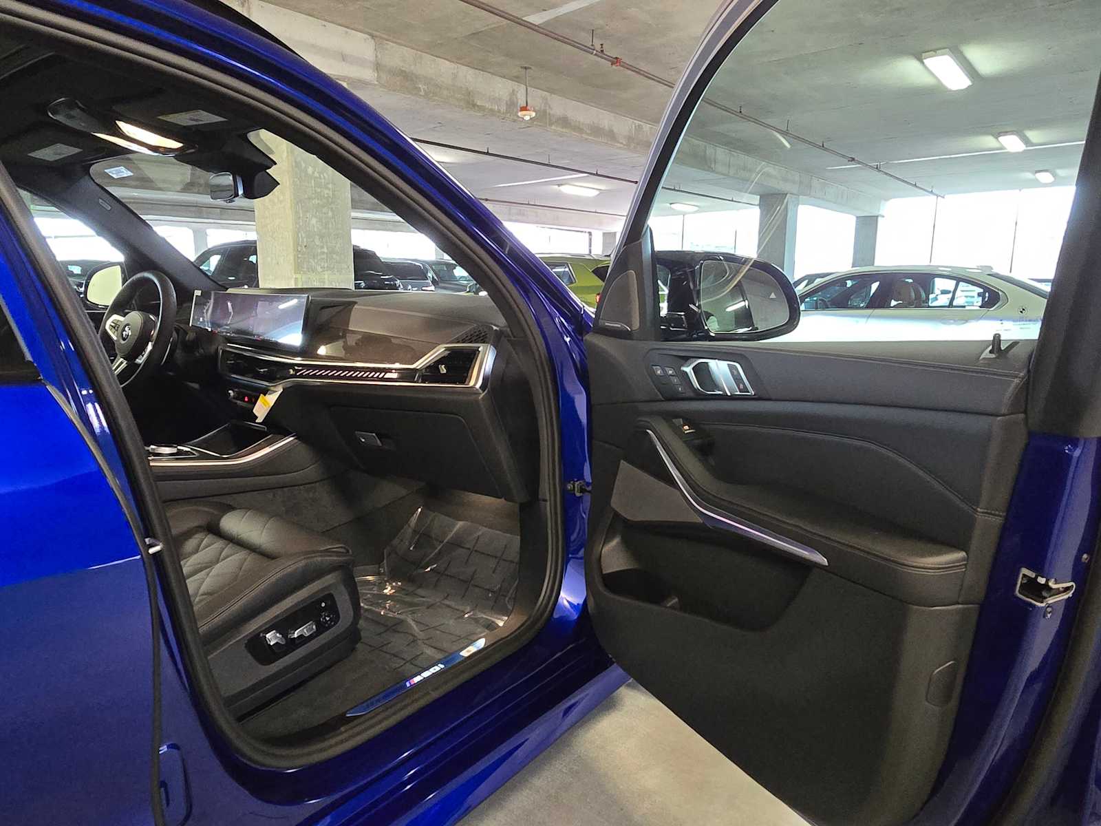 Thumbnail: 2026 BMW X5 - 28