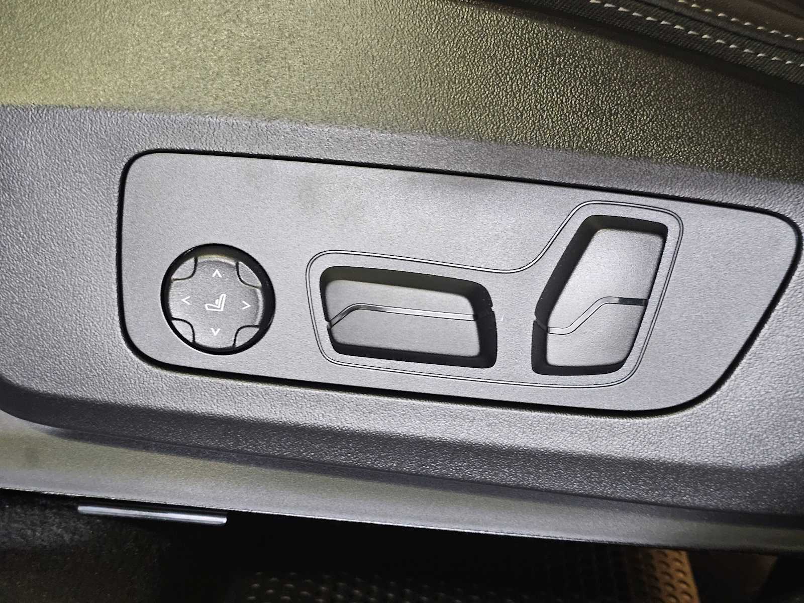 Thumbnail: 2026 BMW X1 - 24