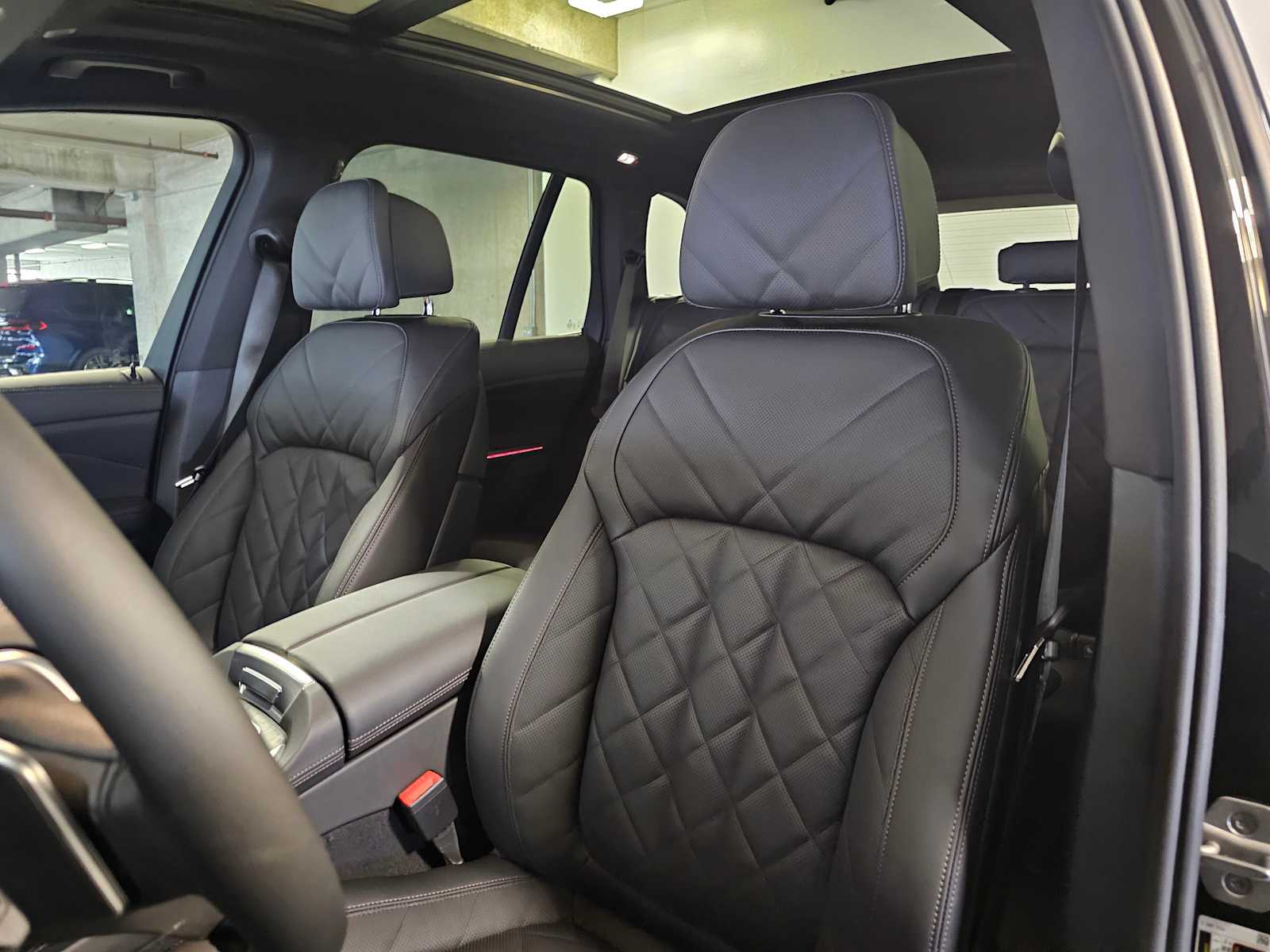 Thumbnail: 2026 BMW X5 - 32