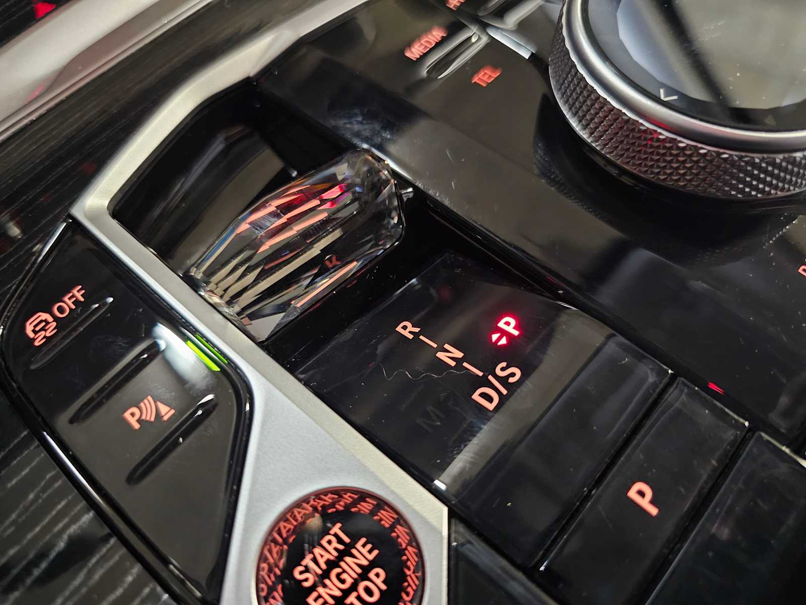 Thumbnail: 2023 BMW X7 - 27