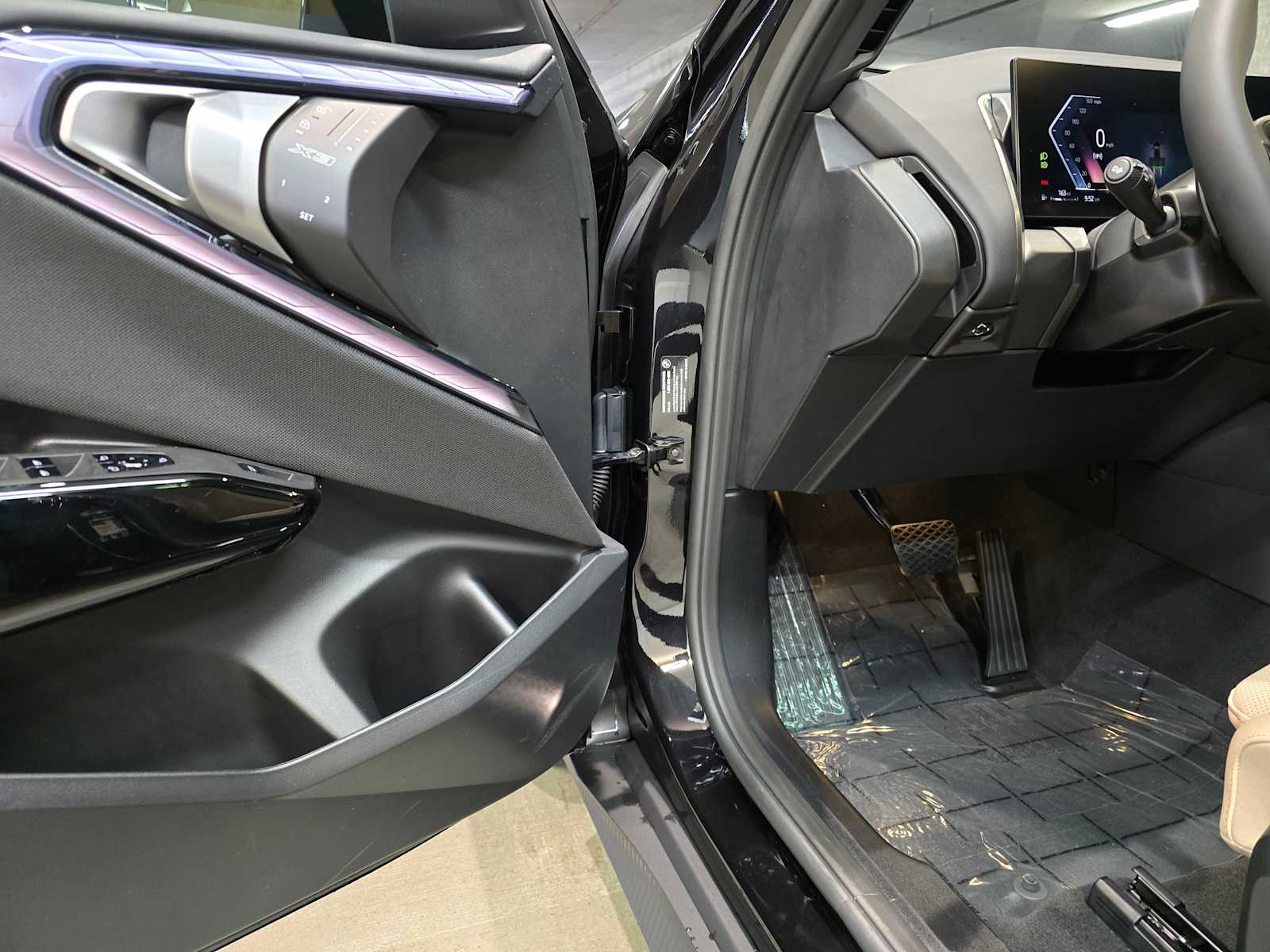 Thumbnail: 2026 BMW X3 - 22