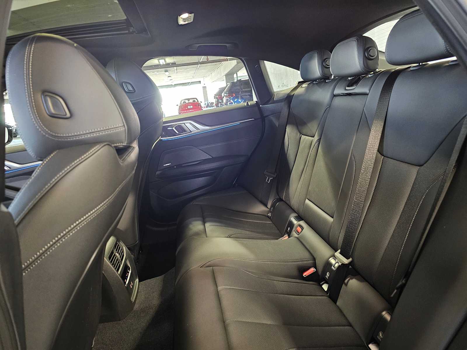 Thumbnail: 2026 BMW i4 - 36