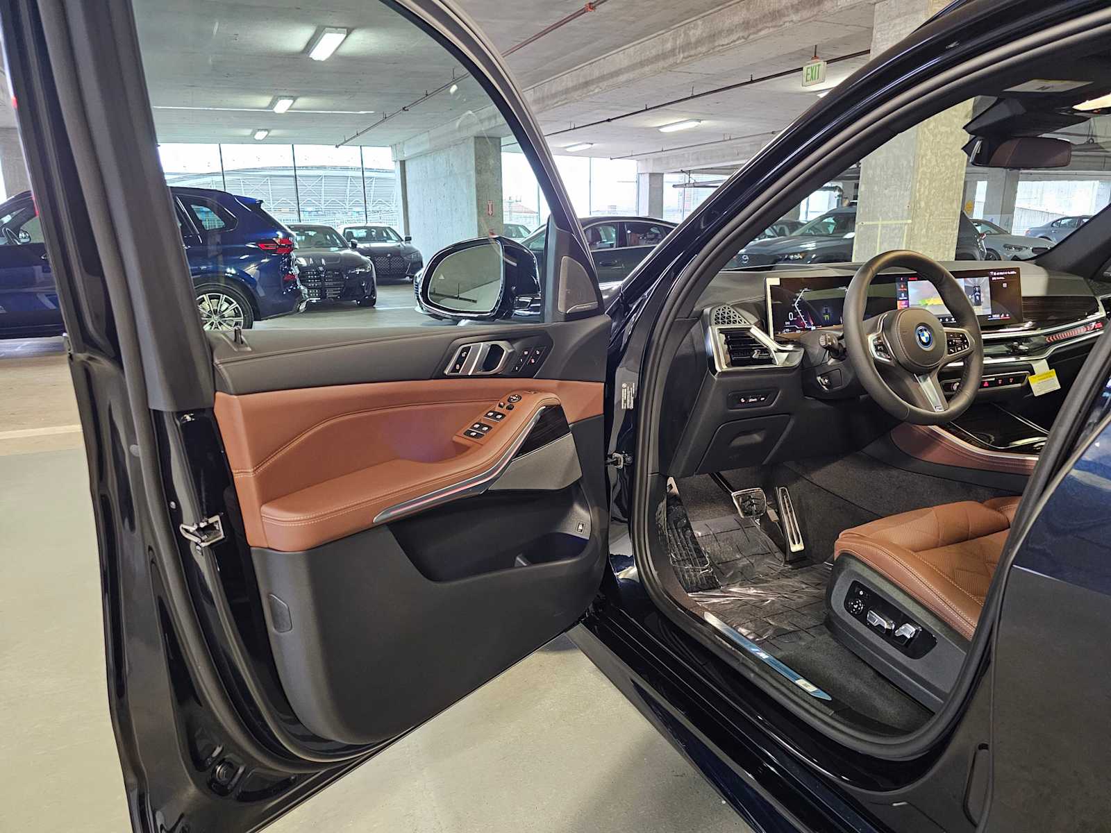 Thumbnail: 2026 BMW X5 - 32