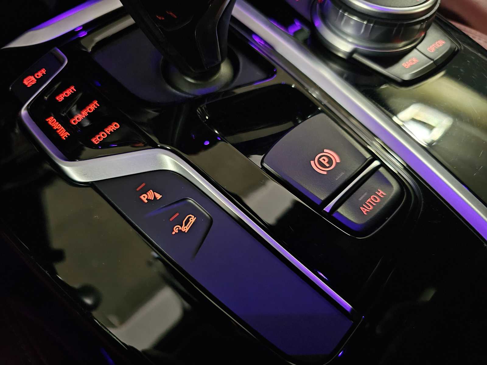 Thumbnail: 2021 BMW X4 - 21