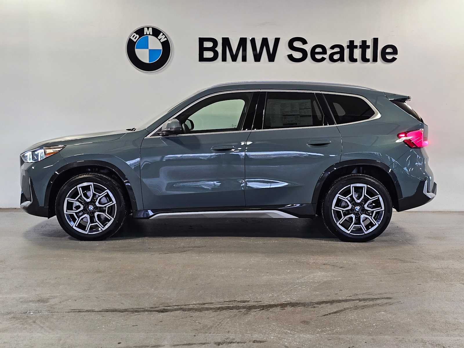 Thumbnail: 2026 BMW X1 - 3