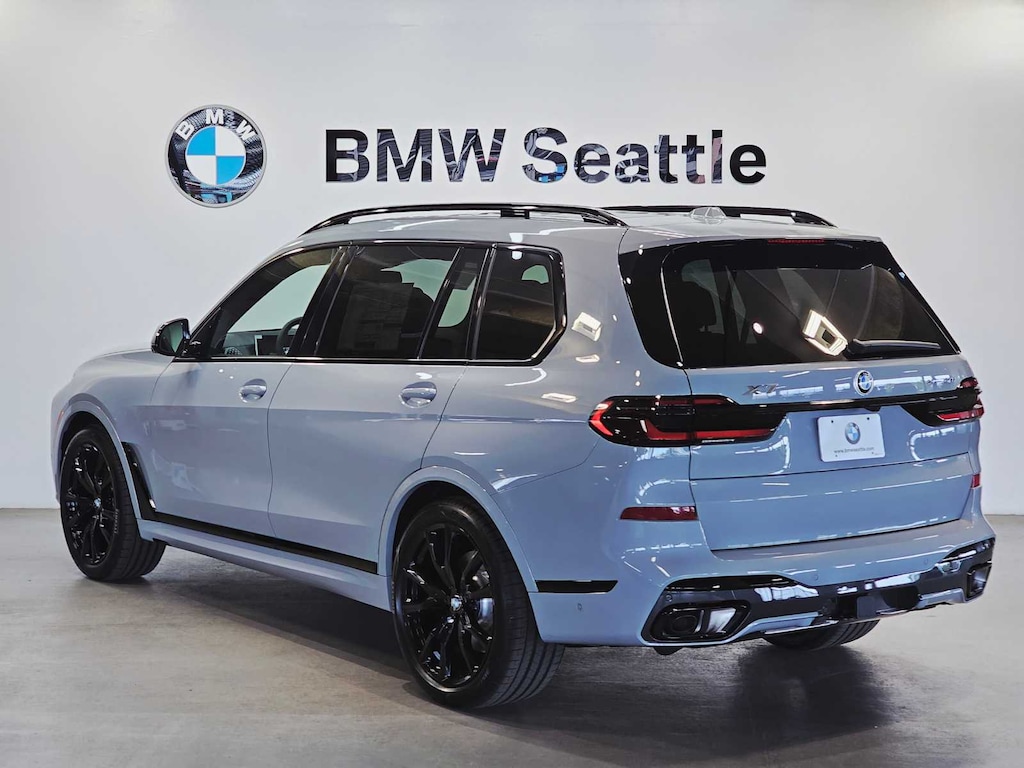 New 2026 BMW X7 xDrive40i SUV