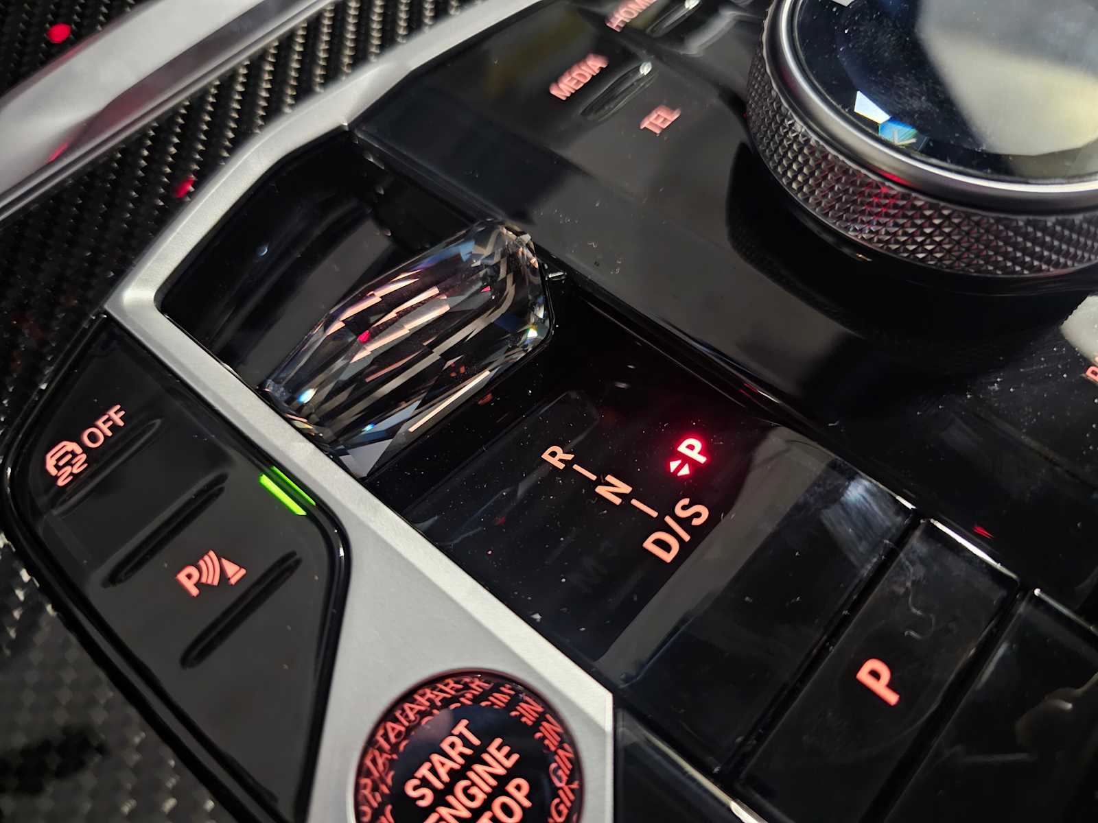 Thumbnail: 2026 BMW X7 - 27