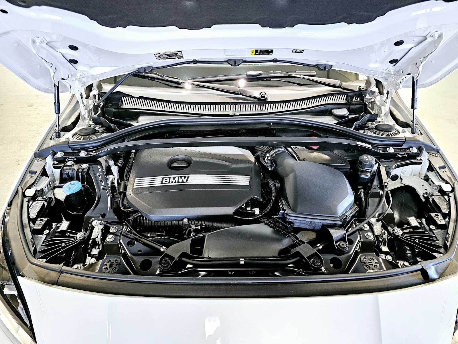 Thumbnail: 2025 BMW 2 Series - 9