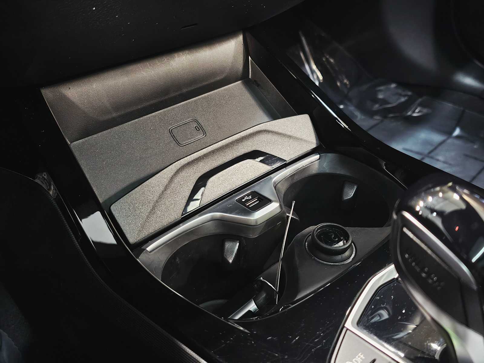 Thumbnail: 2024 BMW 2 Series - 18