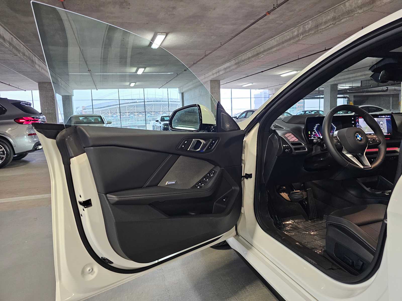 Thumbnail: 2025 BMW 2 Series - 16