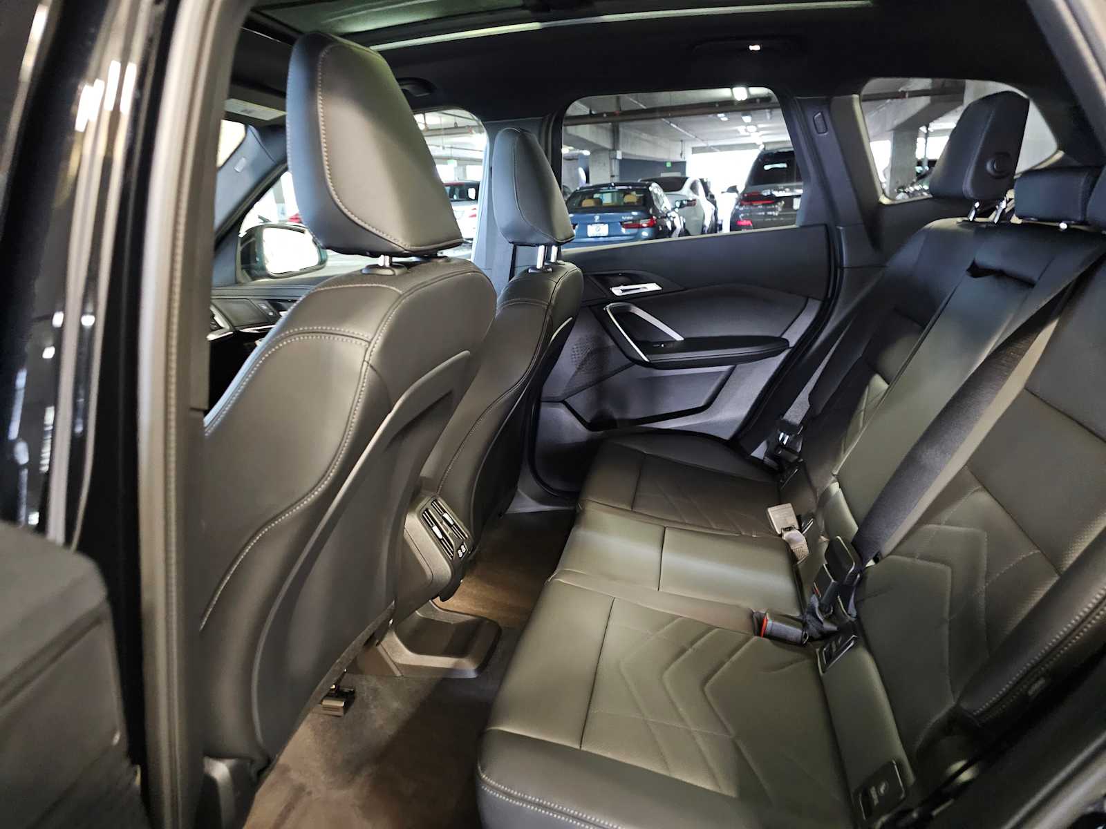 Thumbnail: 2025 BMW X1 - 31