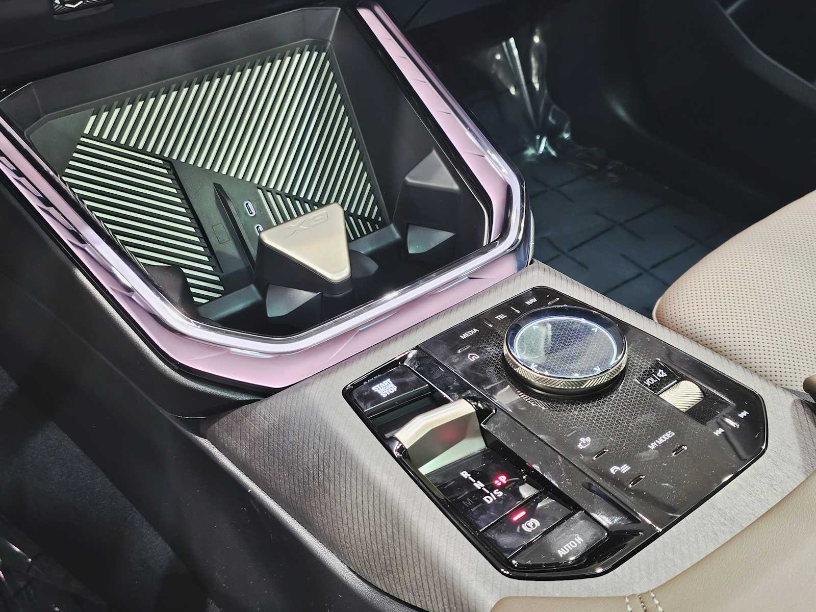 Thumbnail: 2025 BMW X3 - 17