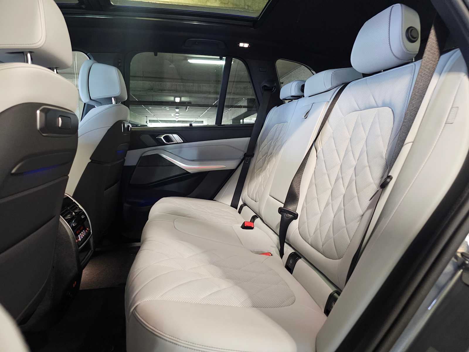 Thumbnail: 2026 BMW X5 - 36