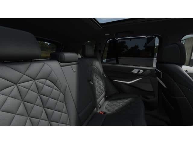 Thumbnail: 2026 BMW X5 - 12