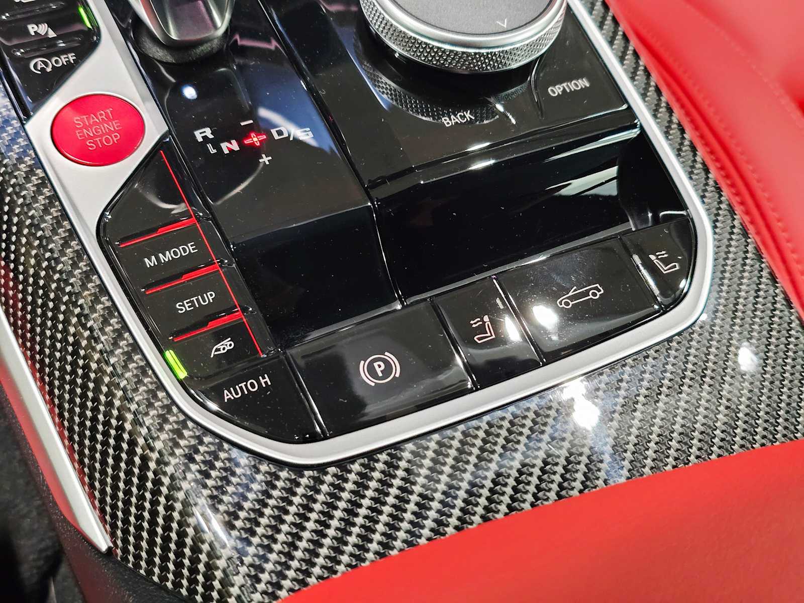 Thumbnail: 2025 BMW M4 - 18