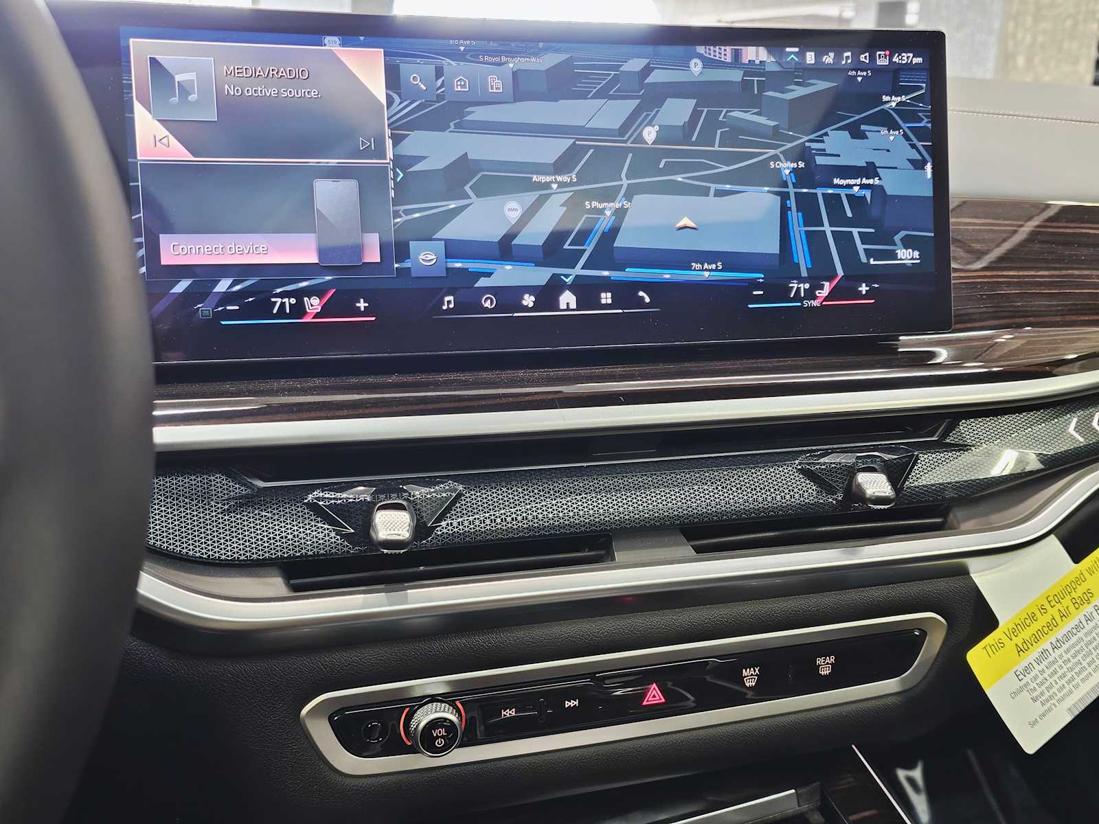 Thumbnail: 2026 BMW X5 - 16