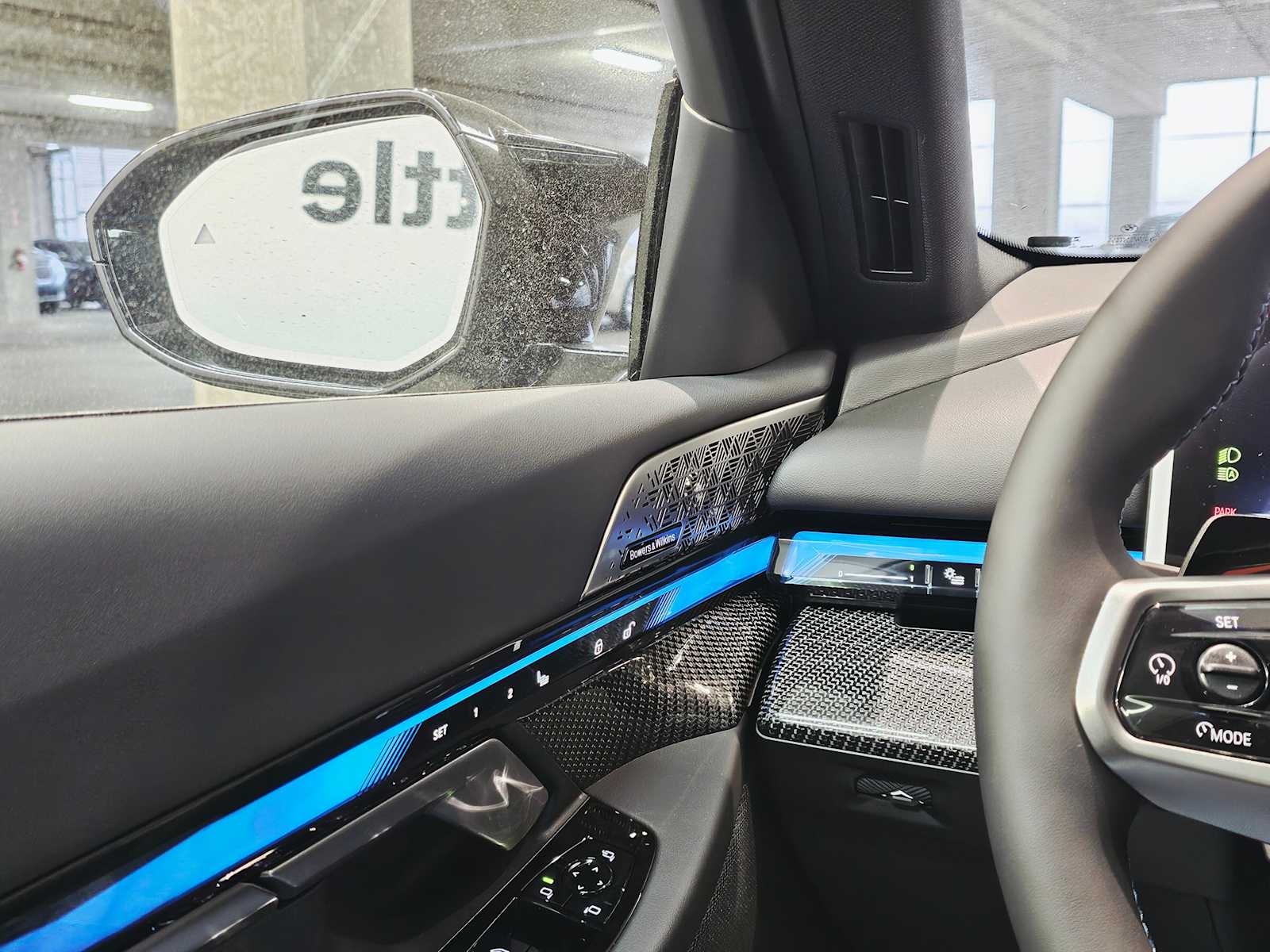 Thumbnail: 2025 BMW i5 - 22