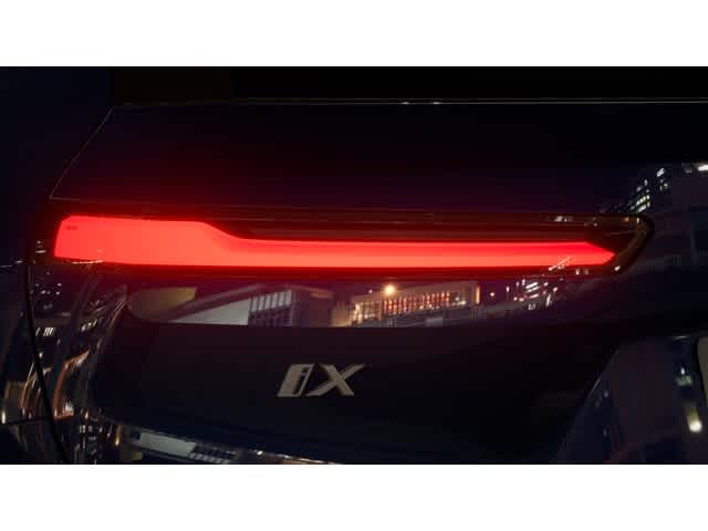 Thumbnail: 2026 BMW iX - 8