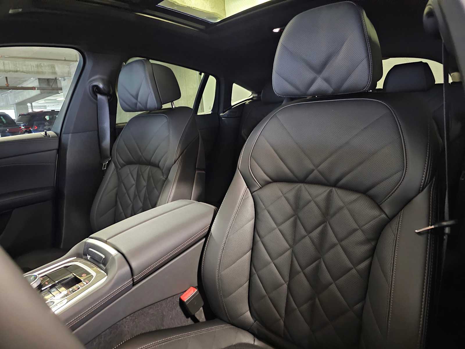 Thumbnail: 2026 BMW X6 - 33