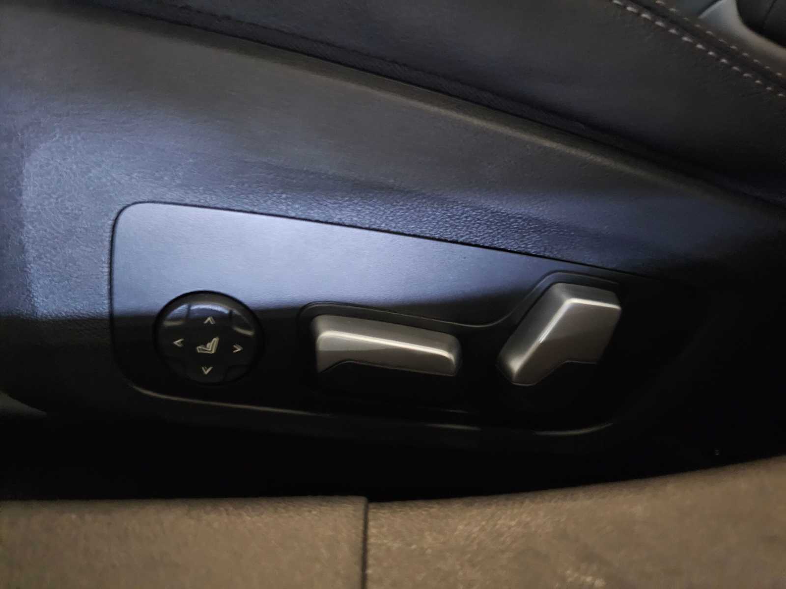 Thumbnail: 2023 BMW 4 Series - 32