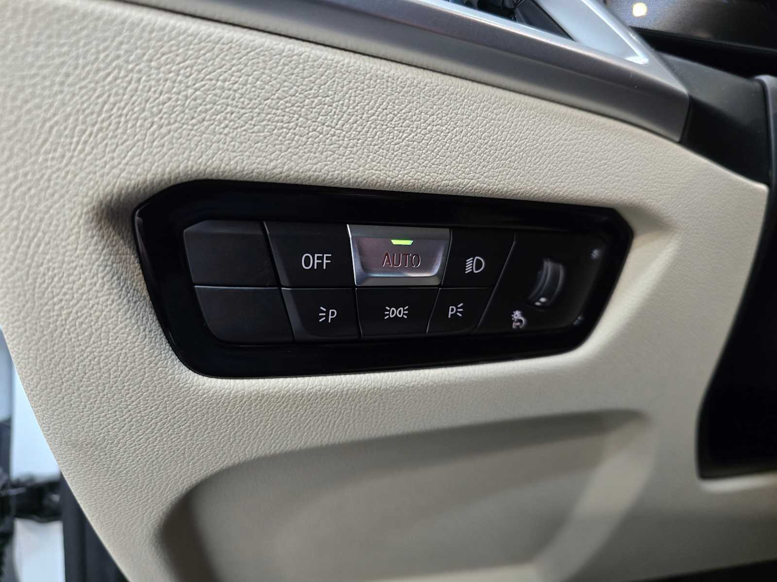 Thumbnail: 2026 BMW 3 Series - 20