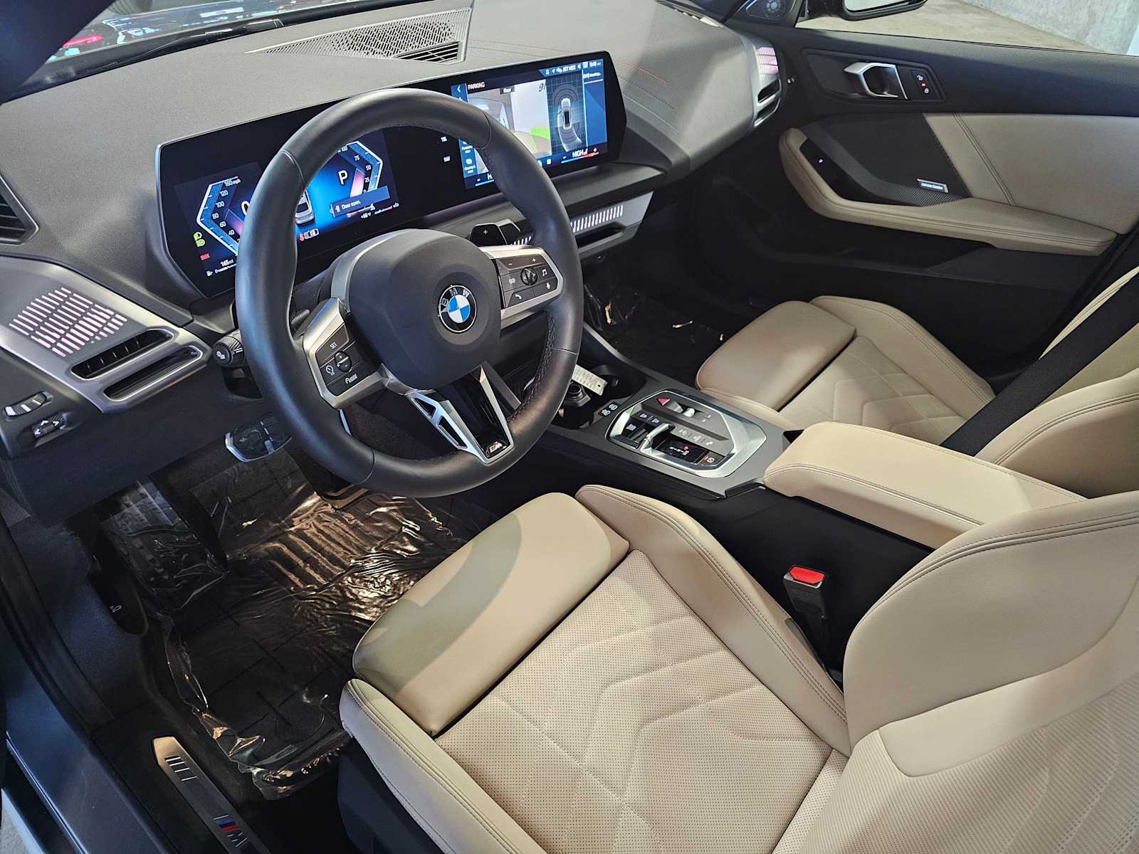 Thumbnail: 2025 BMW 2 Series - 2