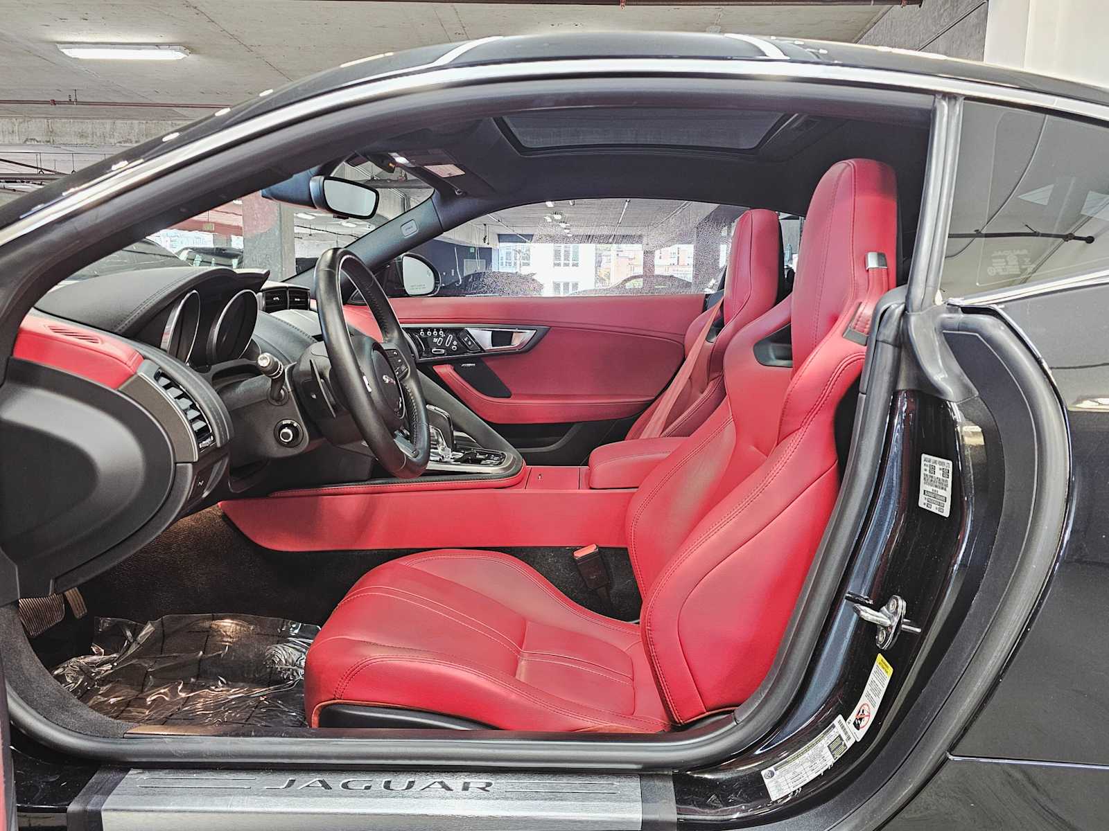 Thumbnail: 2016 Jaguar F-Type - 23