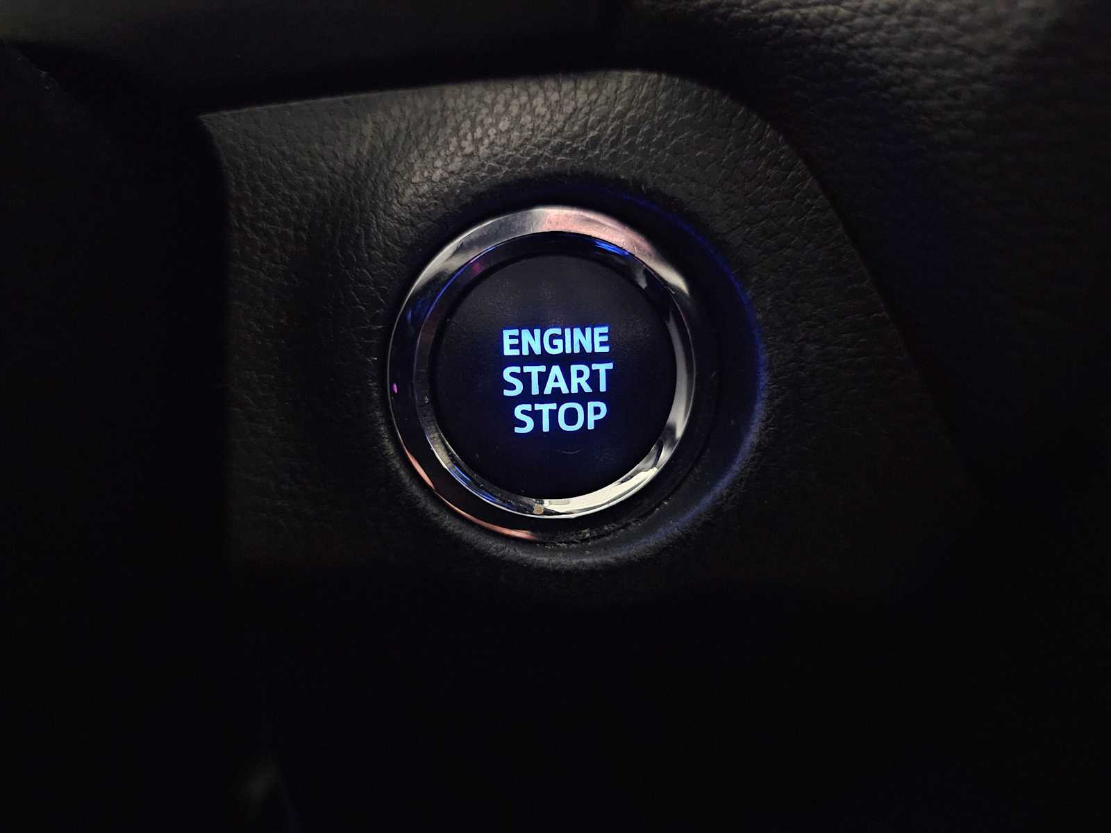 Thumbnail: 2021 Toyota RAV4 - 20