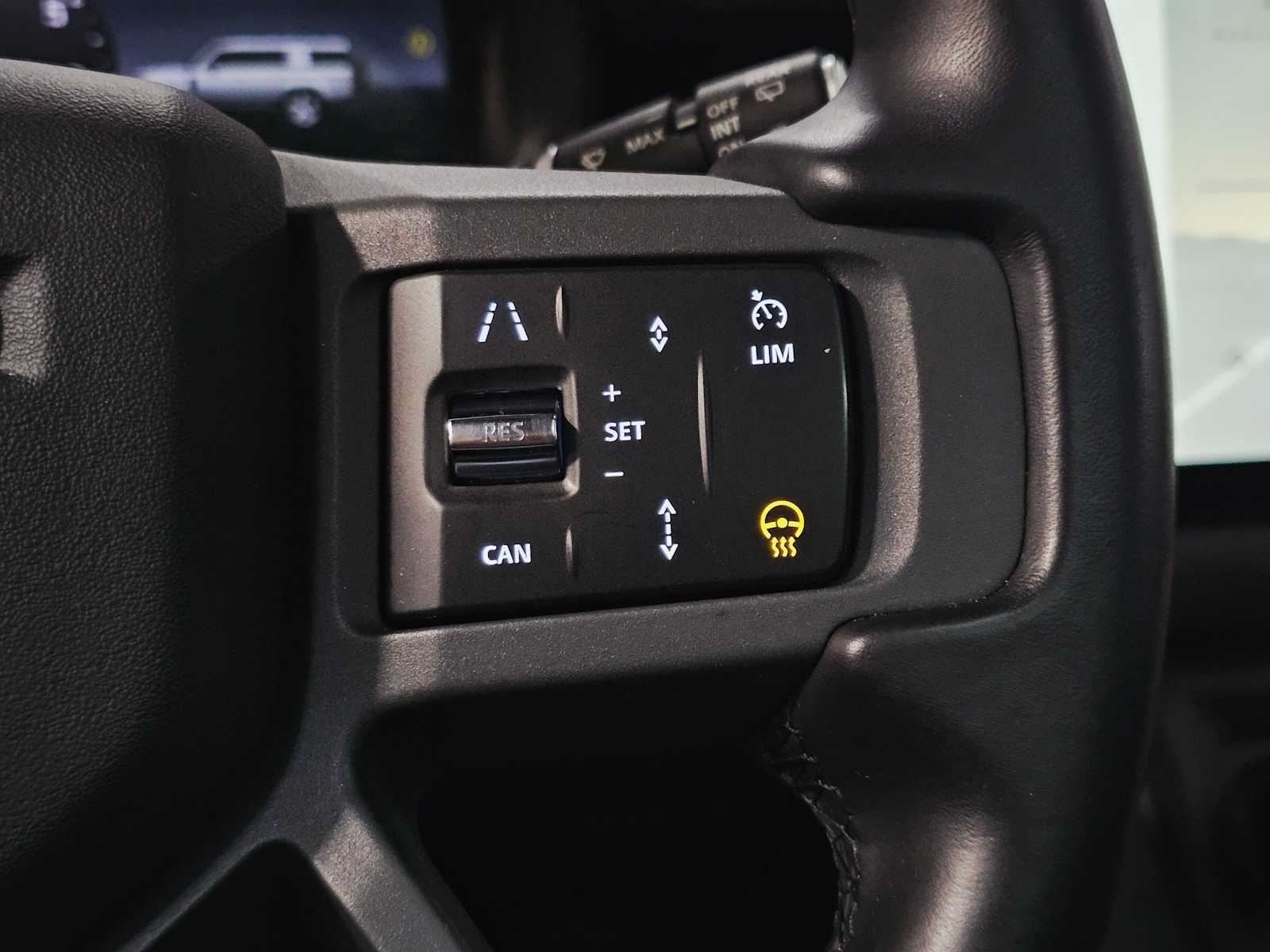 Thumbnail: 2024 Land Rover Defender - 12