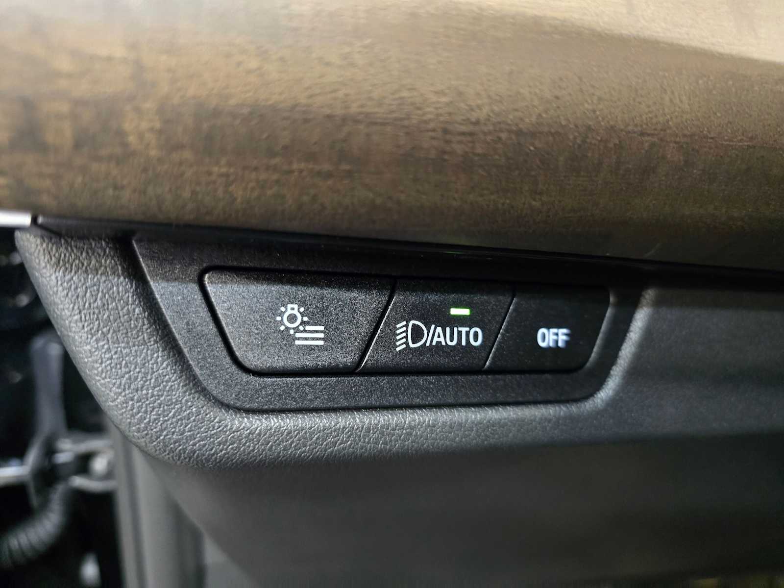 Thumbnail: 2026 BMW X1 - 20