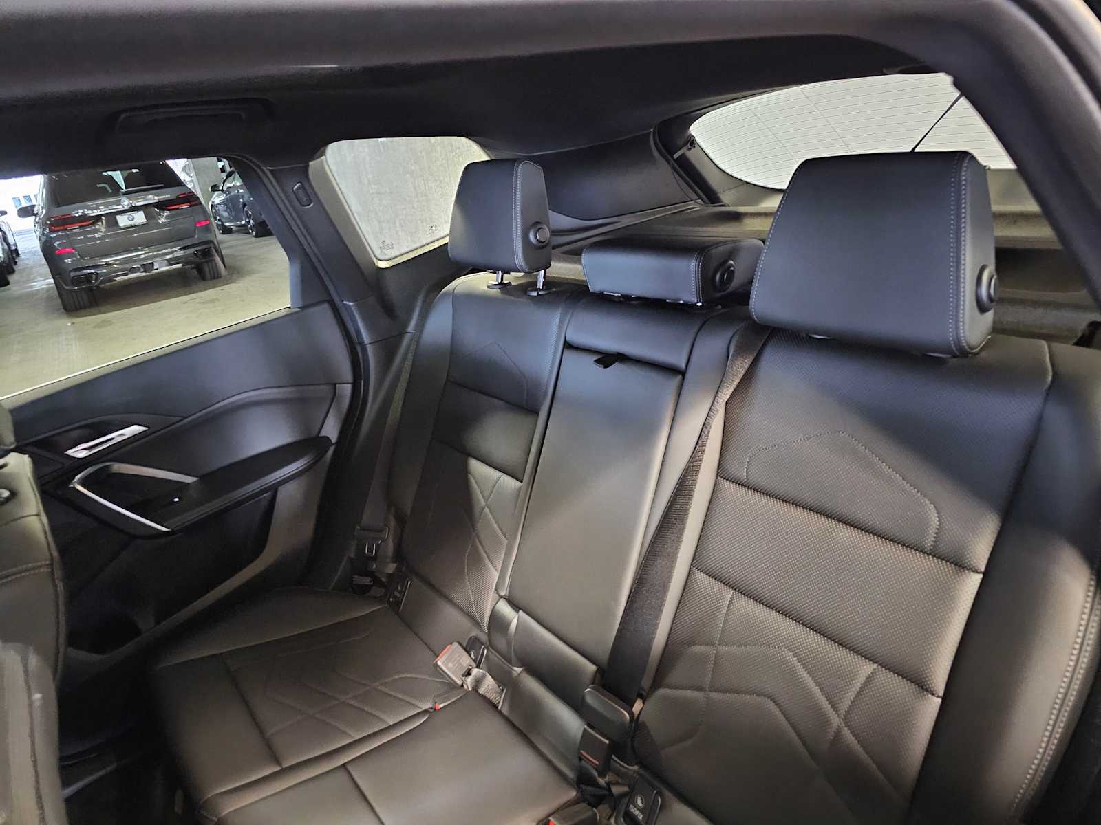 Thumbnail: 2025 BMW X1 - 32